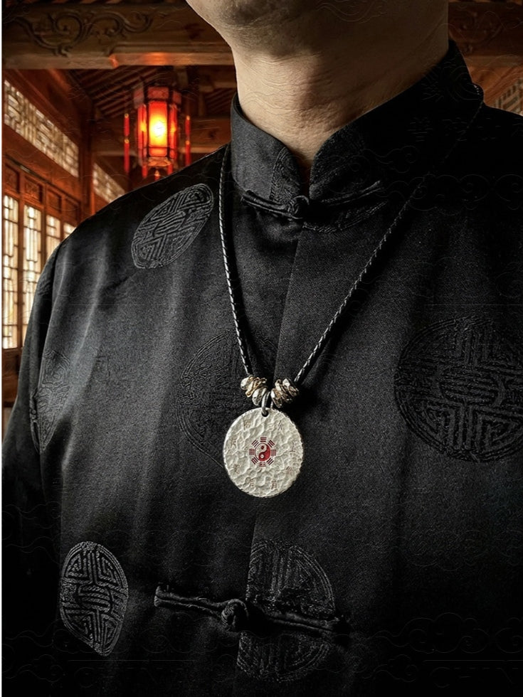 Taoist Taiji Bagua Round Talisman Pendant – Vintage Silver-Plated Neo-Chinese Protection Necklace